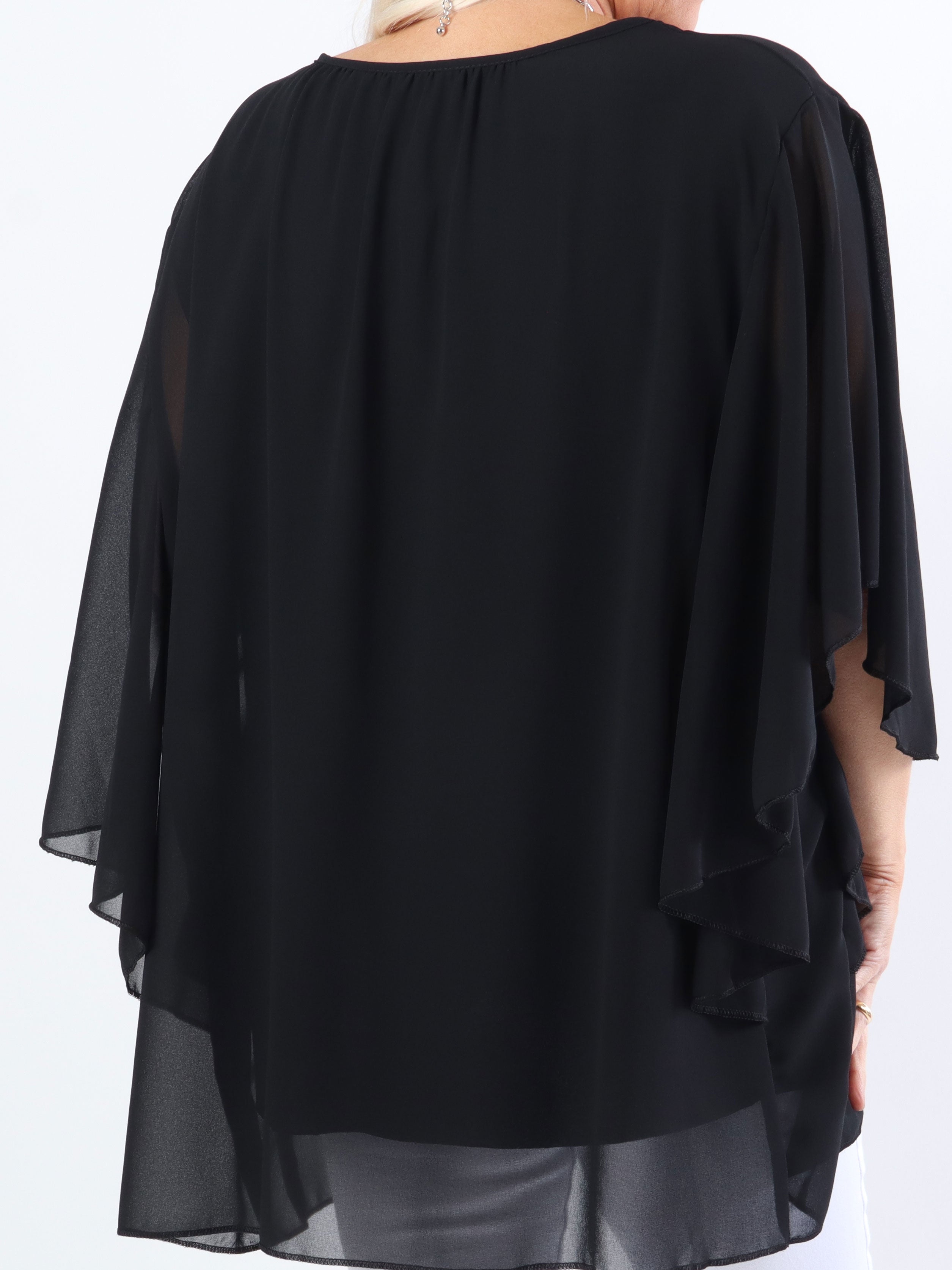 Annis - Söt plus size tunika i lös passform i chiffong